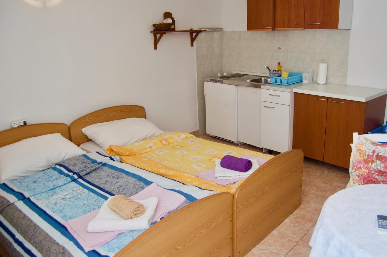 Apartments Petricevic Hvar Exterior foto