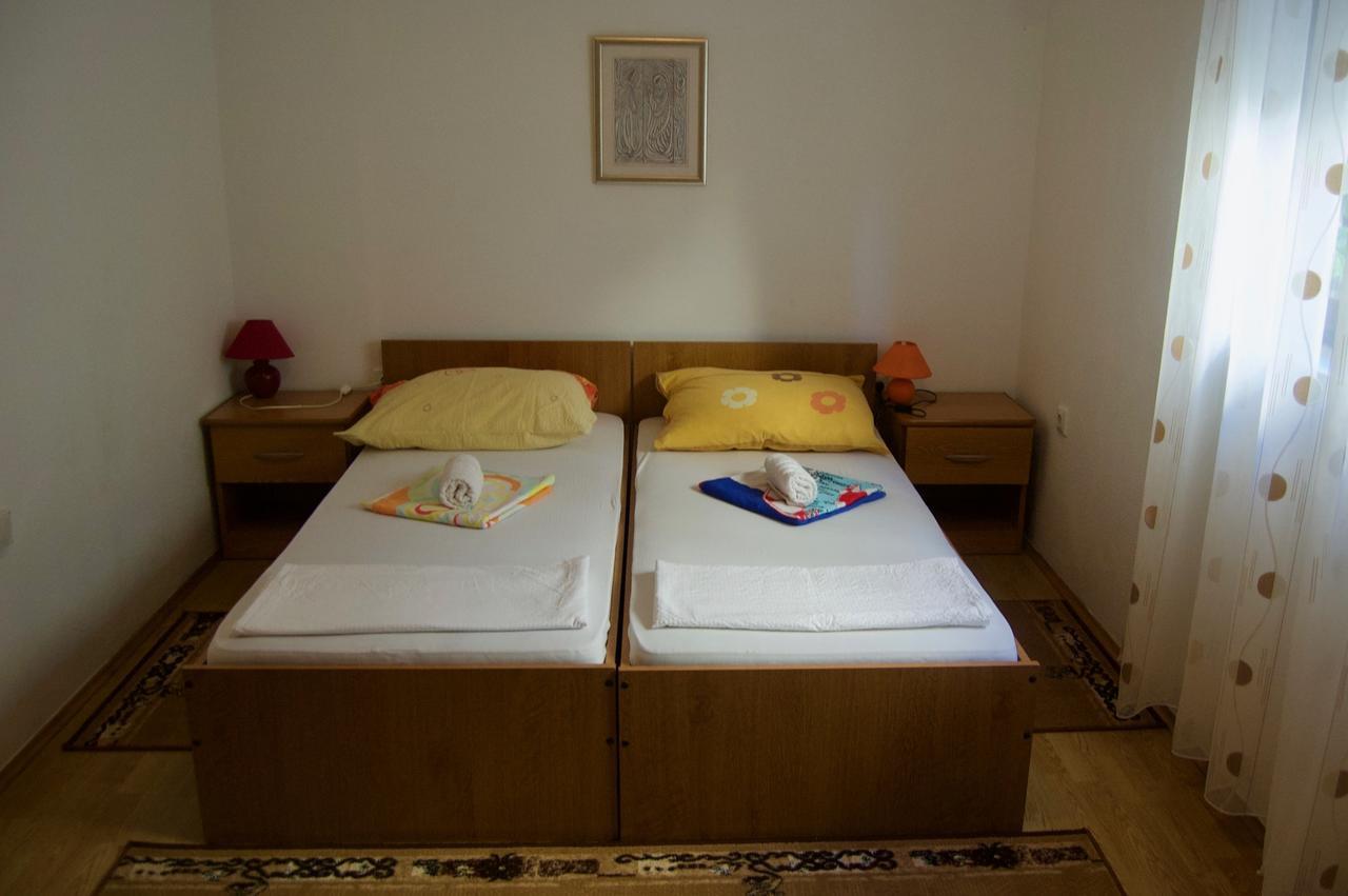 Apartments Petricevic Hvar Exterior foto